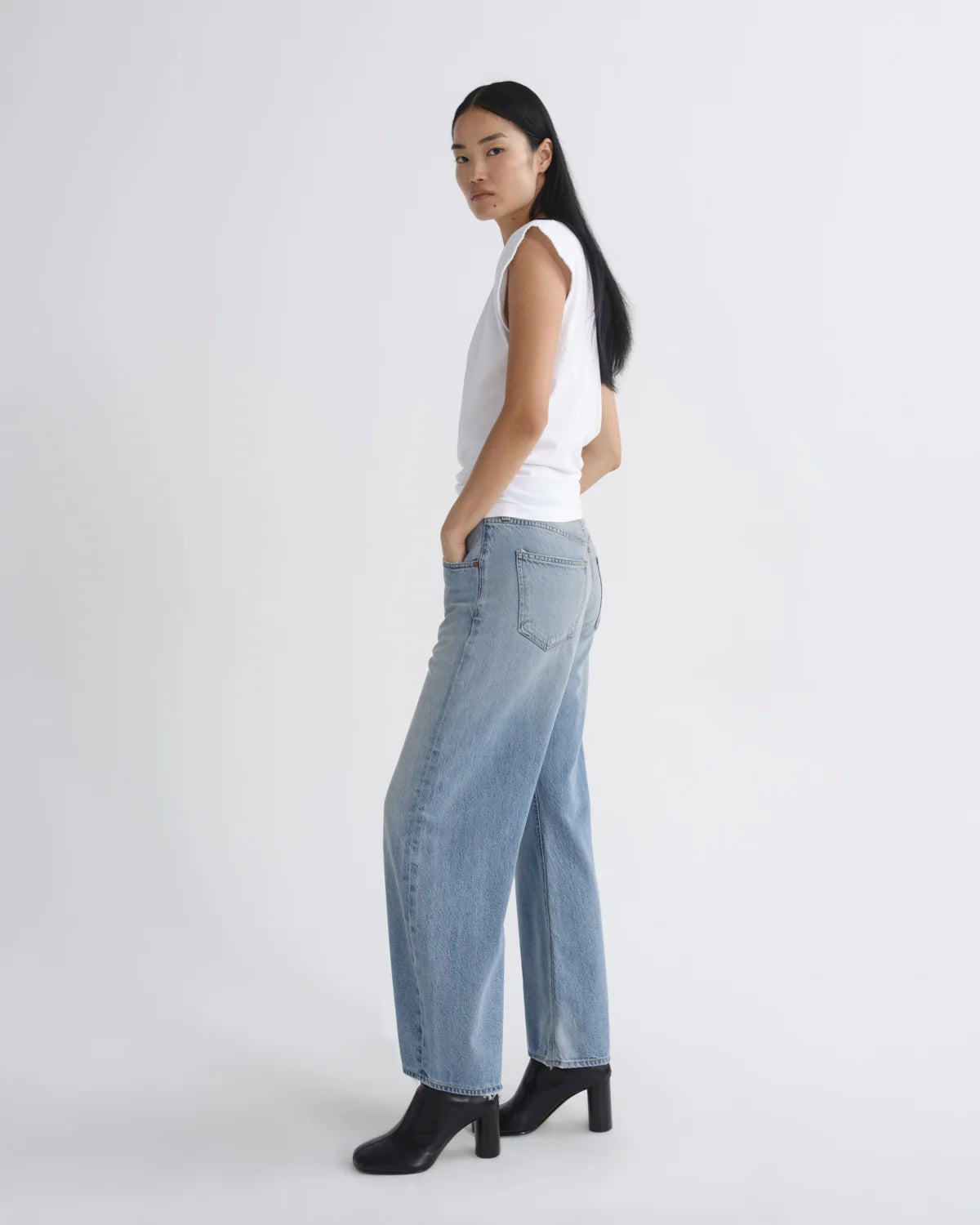 AGOLDE | Low Curve Crop Jean in Reset