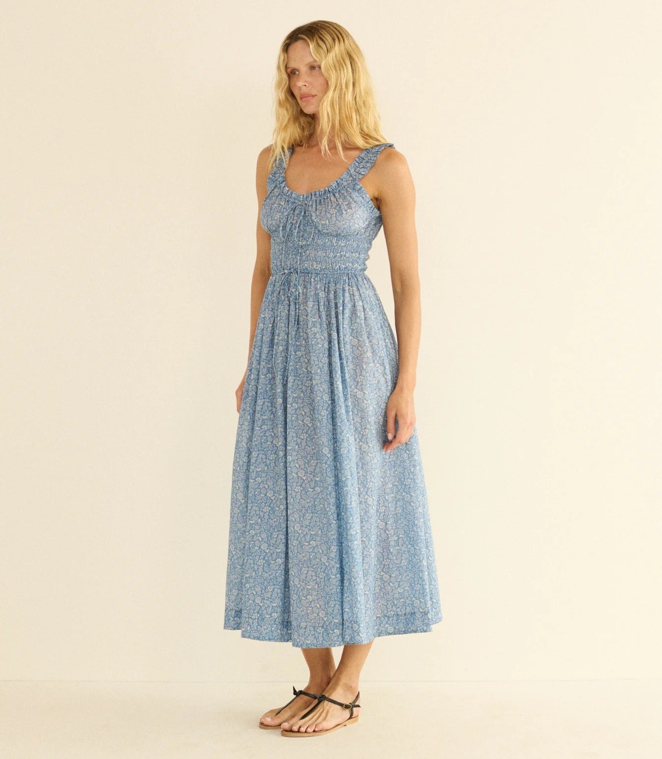 DÔEN | Emmaretta Dress in Blue Garden Bloom