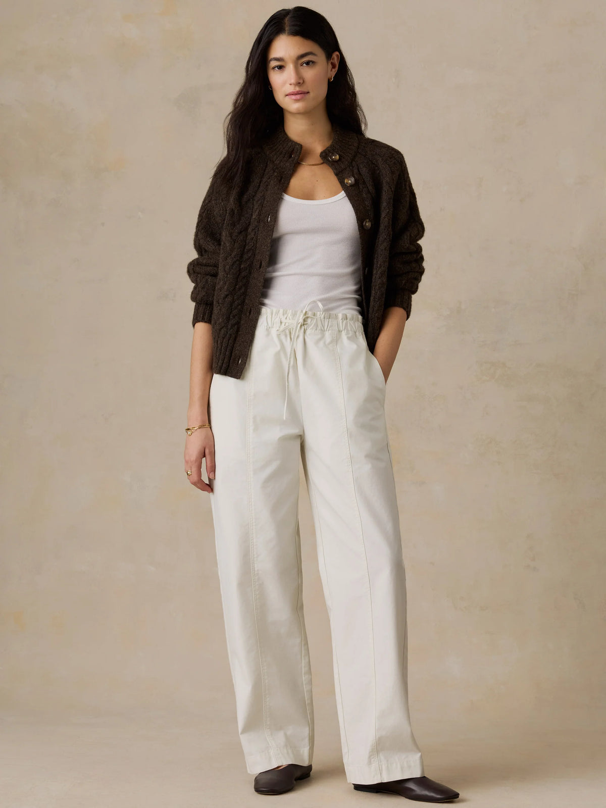 Faherty | Cotton Twill Off Duty Pant in Egret