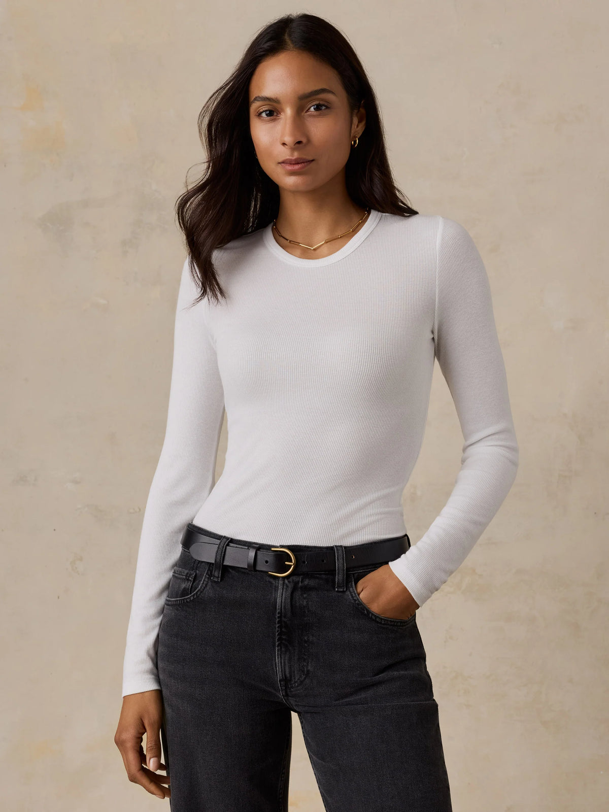 Faherty | Featherweight Freestyle Layering Crew in White