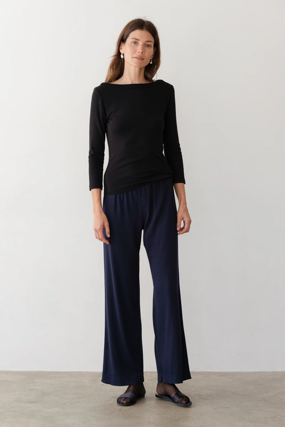 DONNI. | The Baby Rib Scallop Pant in Navy