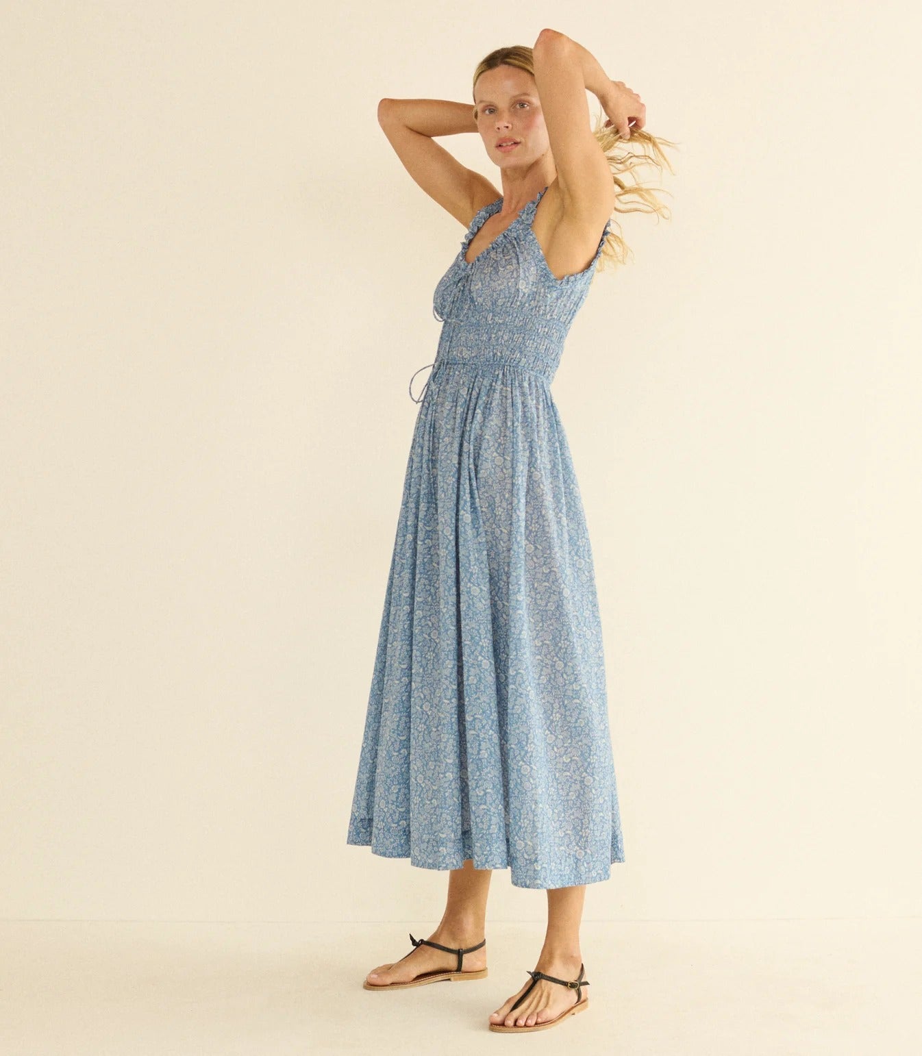 DÔEN | Emmaretta Dress in Blue Garden Bloom