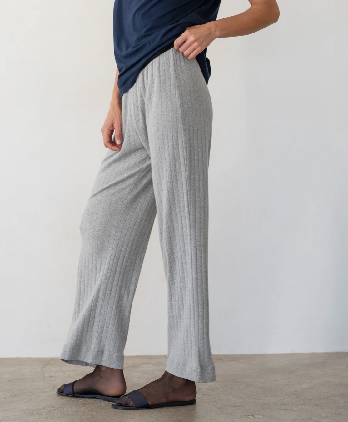 DONNI. | The Pointelle Simple Crop Pant