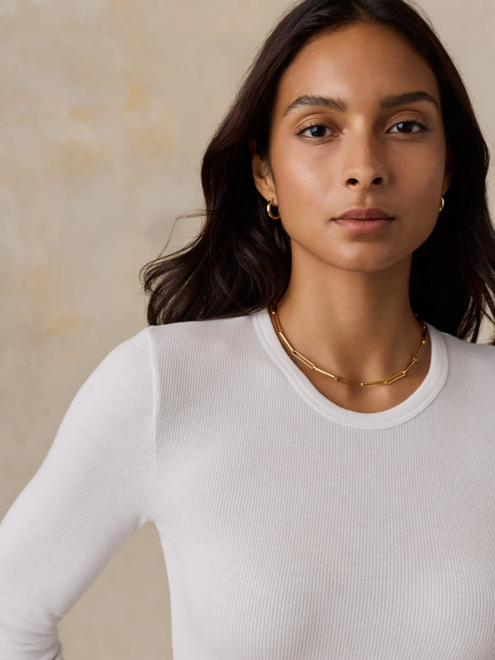 Faherty | Featherweight Freestyle Layering Crew in White