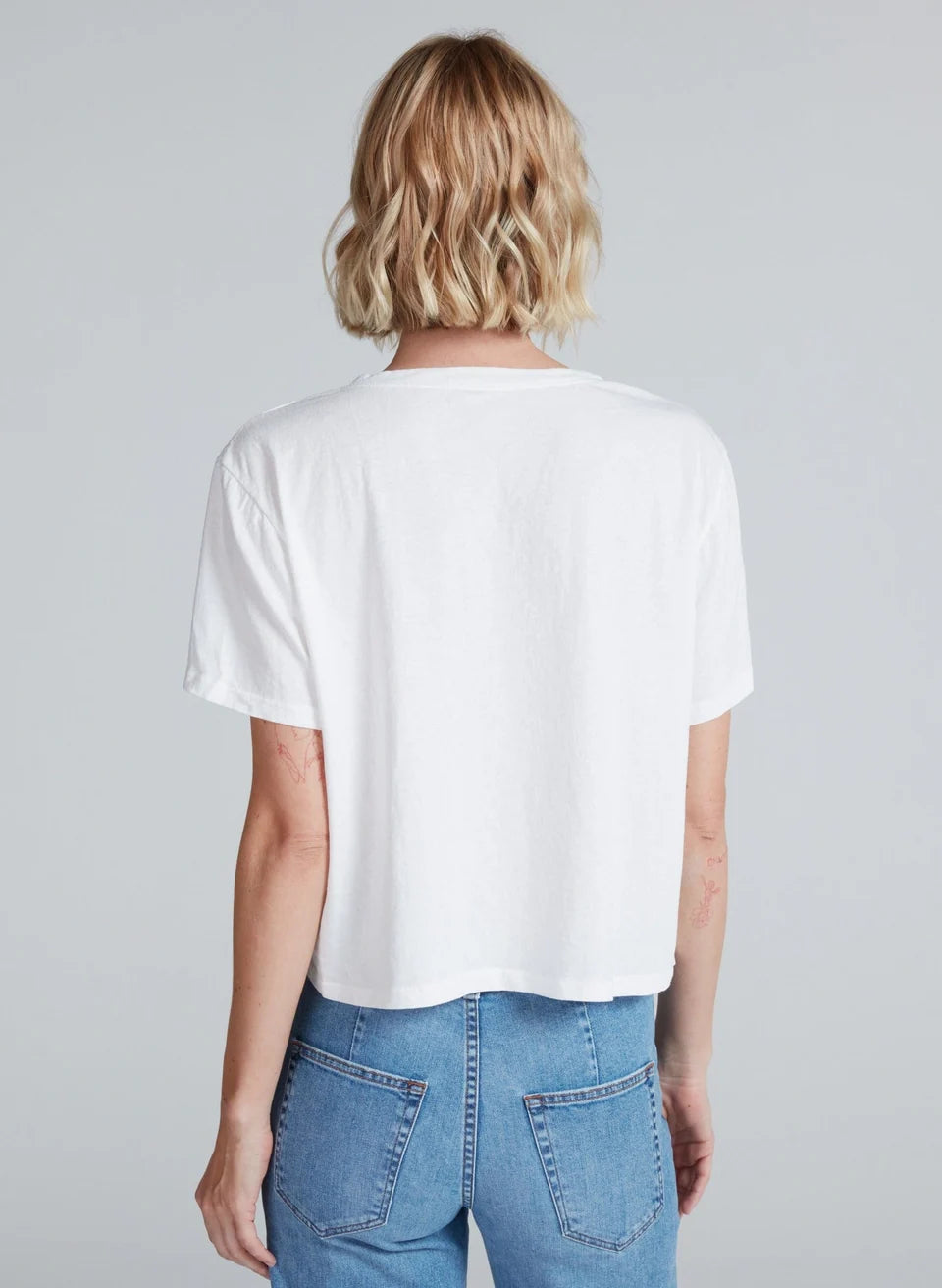 ASKK NY | Shrunken V Neck Tee in Ivory